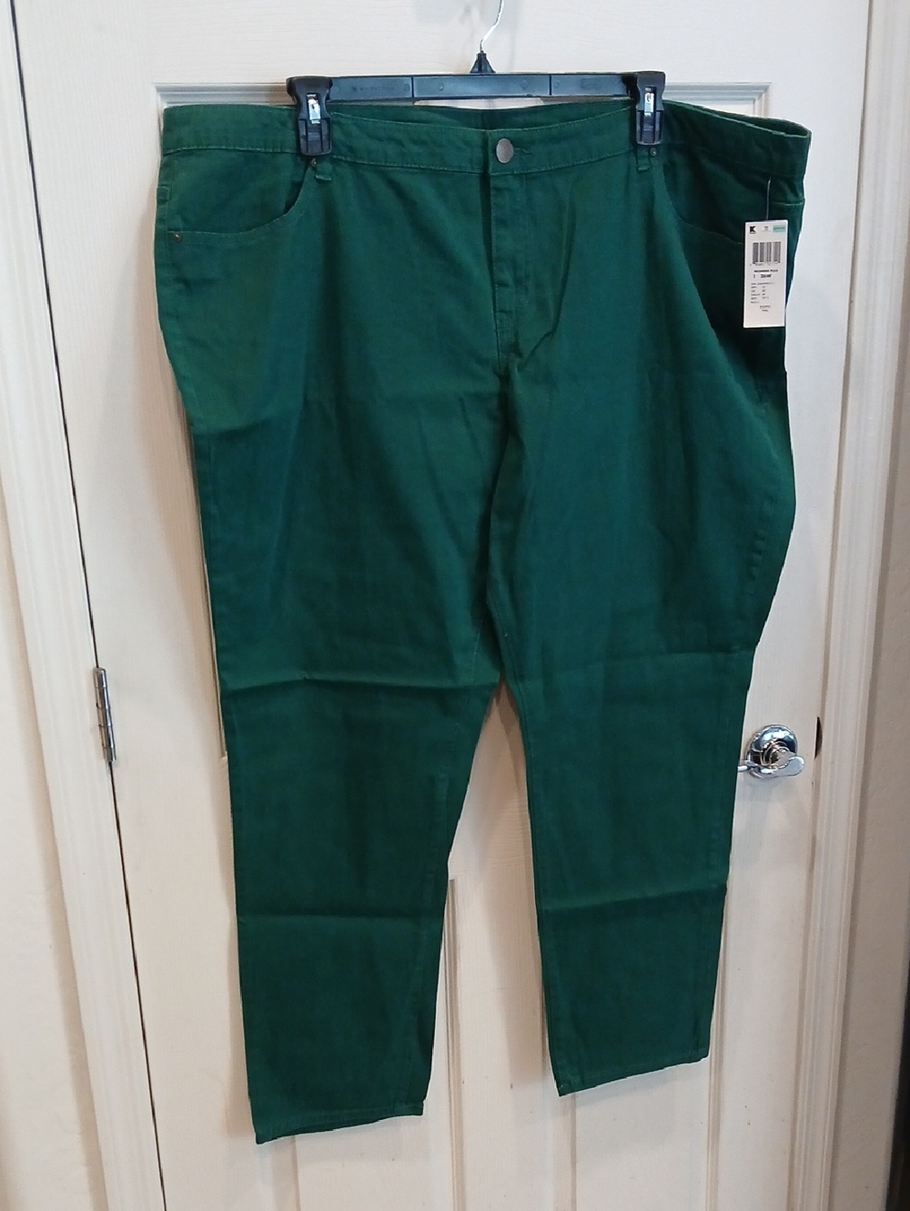 Straight Leg Women's Pants in Forest Green
